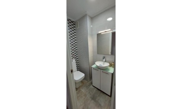 Resale - Apartment / flat -
Torrevieja - Acequion