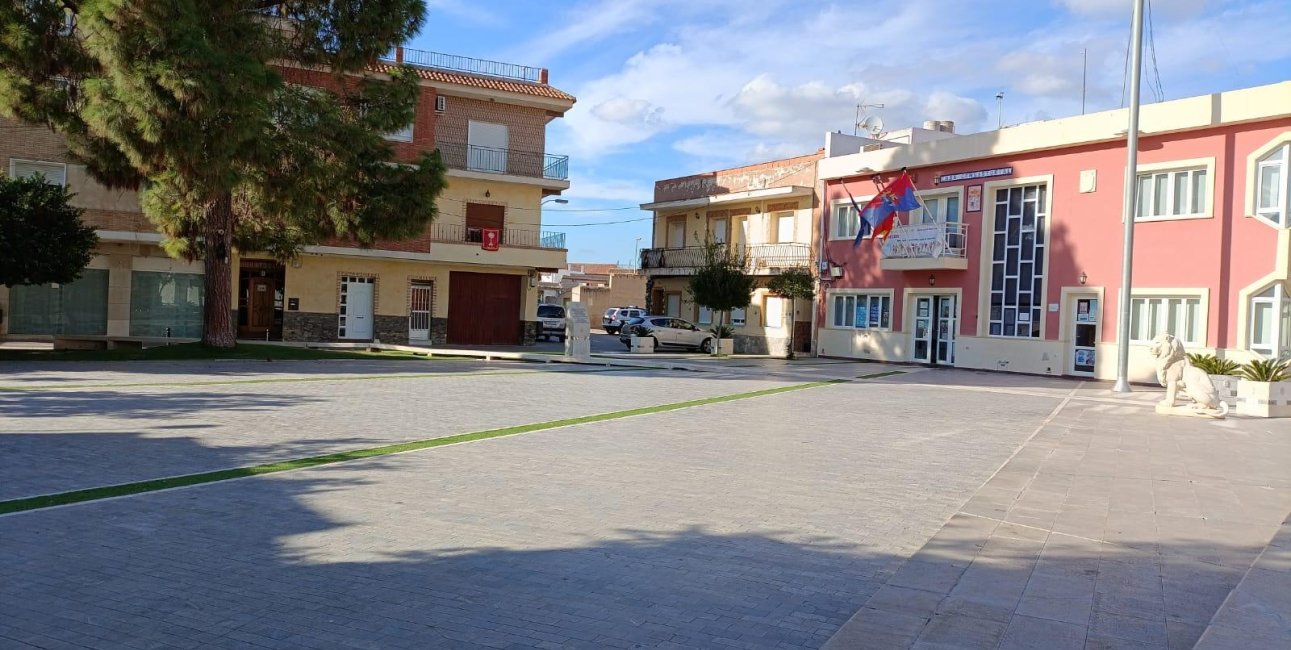 Resale - Local -
Benferri - PLAZA DE LA CONSTITUCION