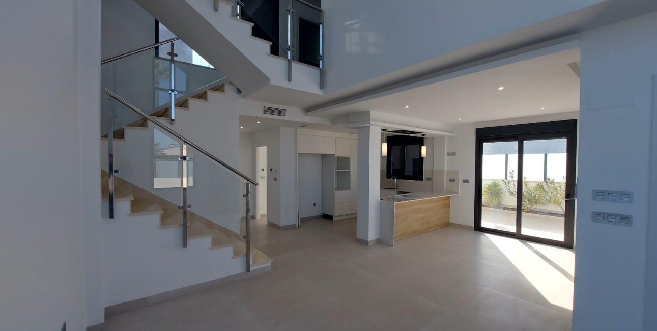 Resale - Villa -
Torrevieja - Los Balcones - Los Altos del Edén