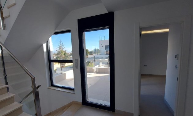 Resale - Villa -
Torrevieja - Los Balcones - Los Altos del Edén