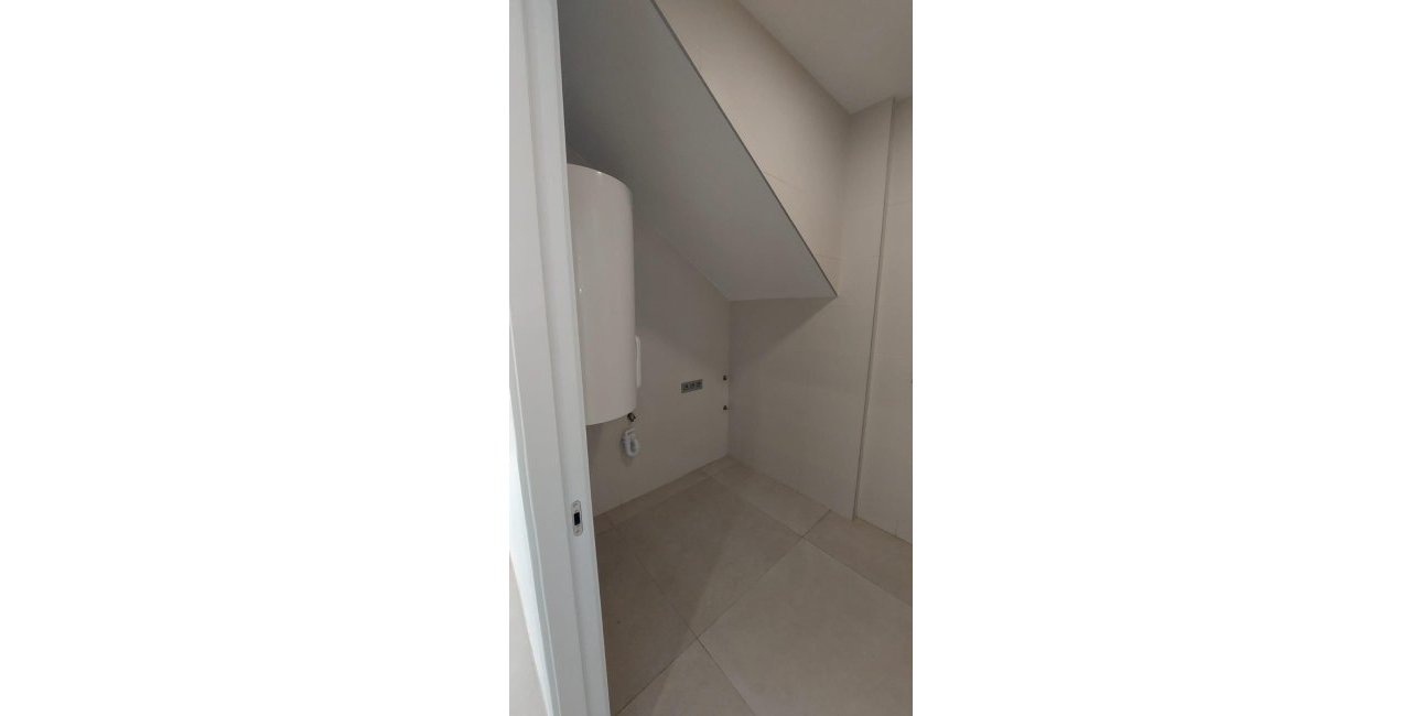 Resale - Villa -
Torrevieja - Los Balcones - Los Altos del Edén