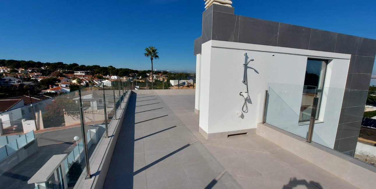 Resale - Villa -
Torrevieja - Los Balcones - Los Altos del Edén