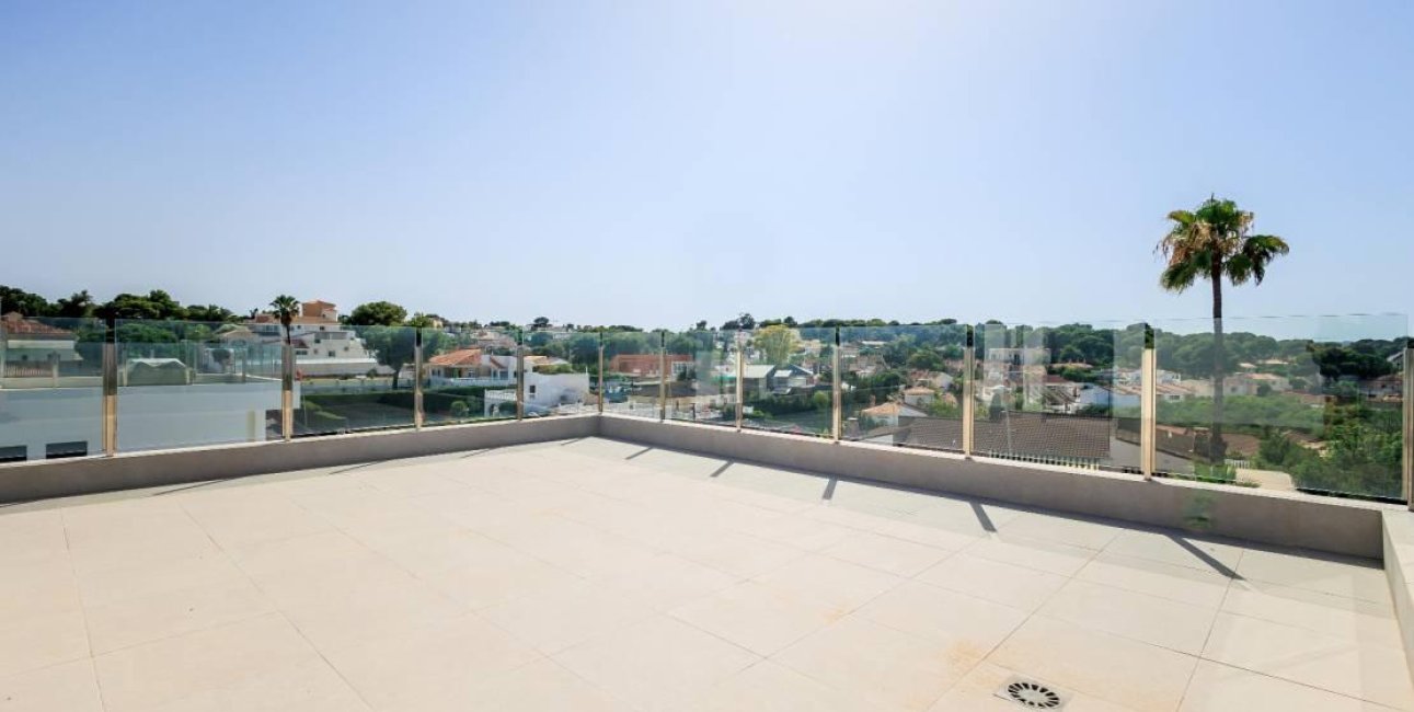 Resale - Villa -
Torrevieja - Los Balcones - Los Altos del Edén