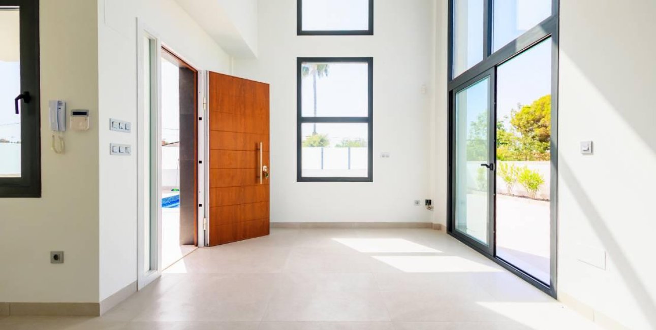 Resale - Villa -
Torrevieja - Los Balcones - Los Altos del Edén