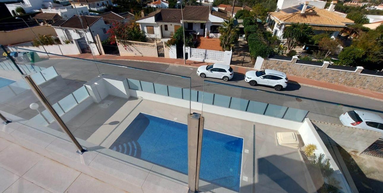 Resale - Villa -
Torrevieja - Los Balcones - Los Altos del Edén