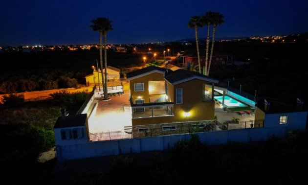 Resale - Villa -
Orihuela - CAMPO