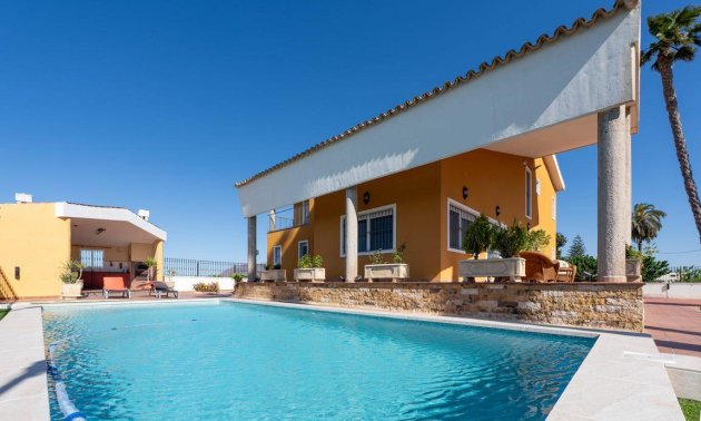 Resale - Villa -
Orihuela - CAMPO