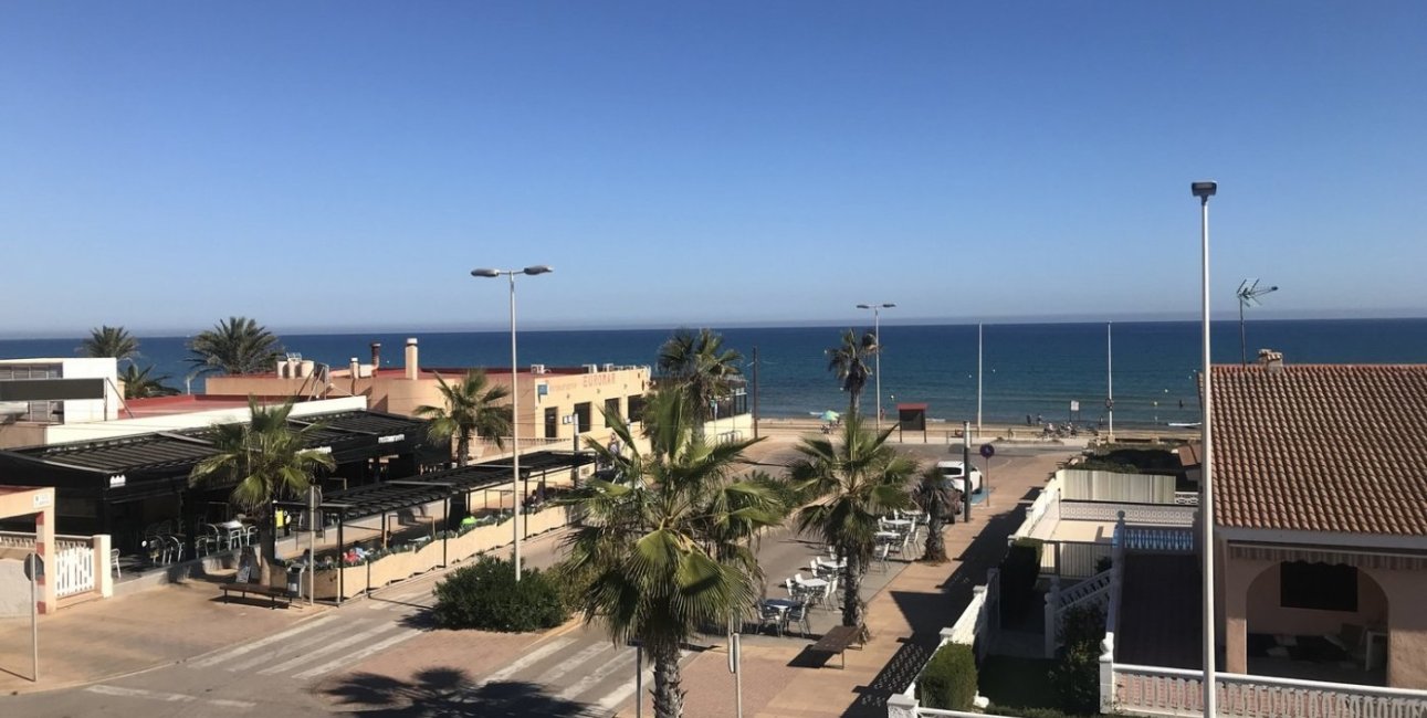 Rynek pierwotny - Willa -
Torrevieja - La Mata