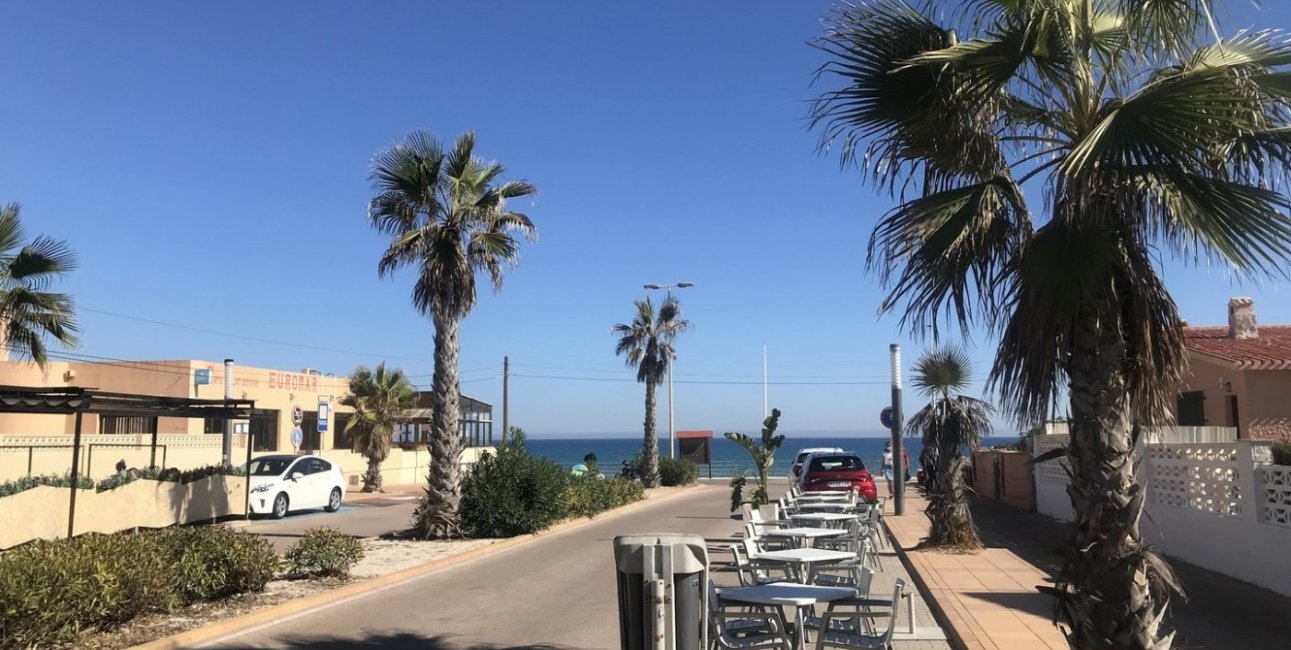 Rynek pierwotny - Willa -
Torrevieja - La Mata