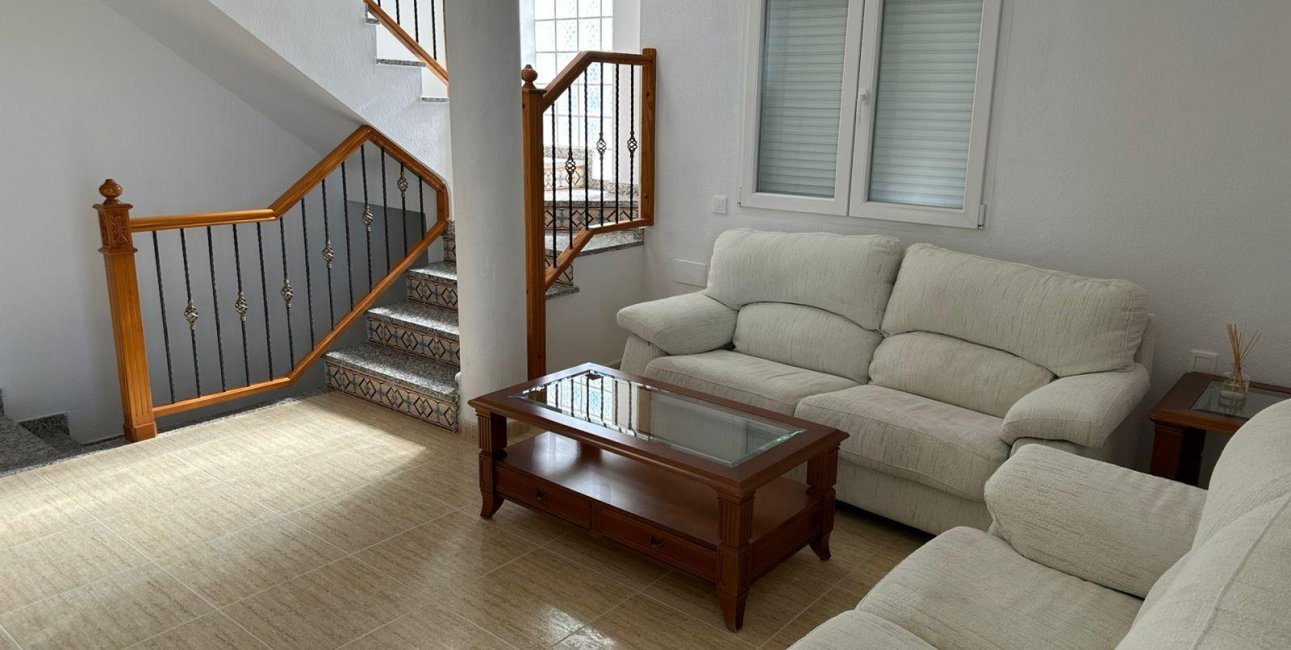 Resale - Villa -
Torrevieja - VILLAMARTIN