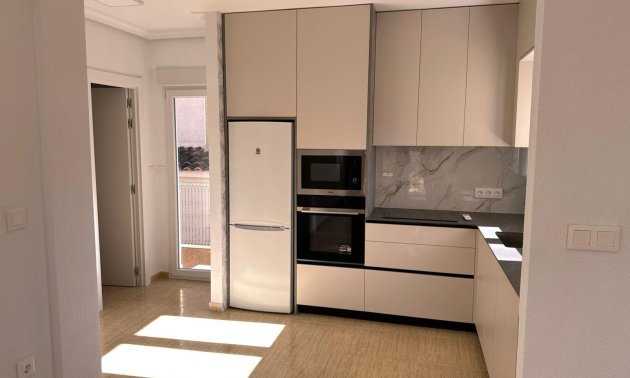 Resale - Villa -
Torrevieja - VILLAMARTIN