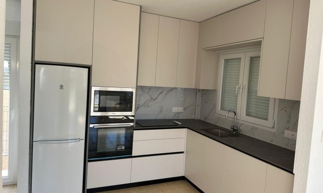 Resale - Villa -
Torrevieja - VILLAMARTIN