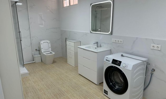 Resale - Villa -
Torrevieja - VILLAMARTIN