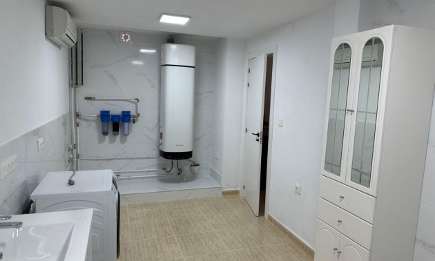 Resale - Villa -
Torrevieja - VILLAMARTIN