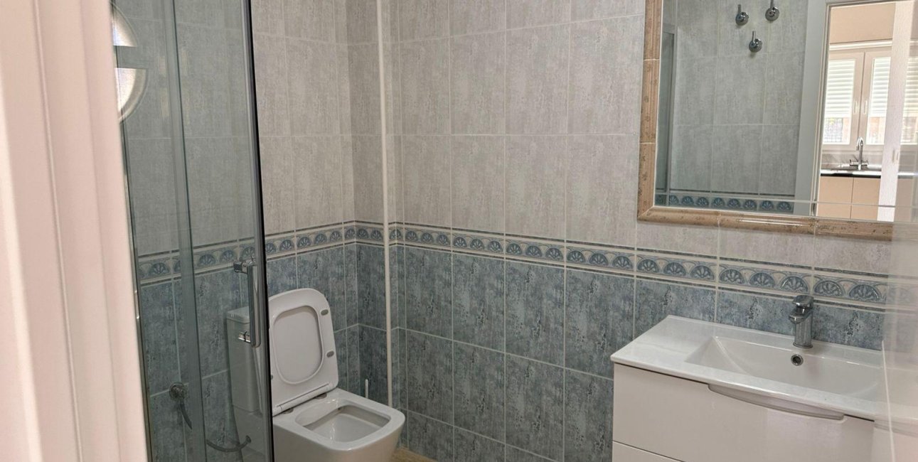 Resale - Villa -
Torrevieja - VILLAMARTIN