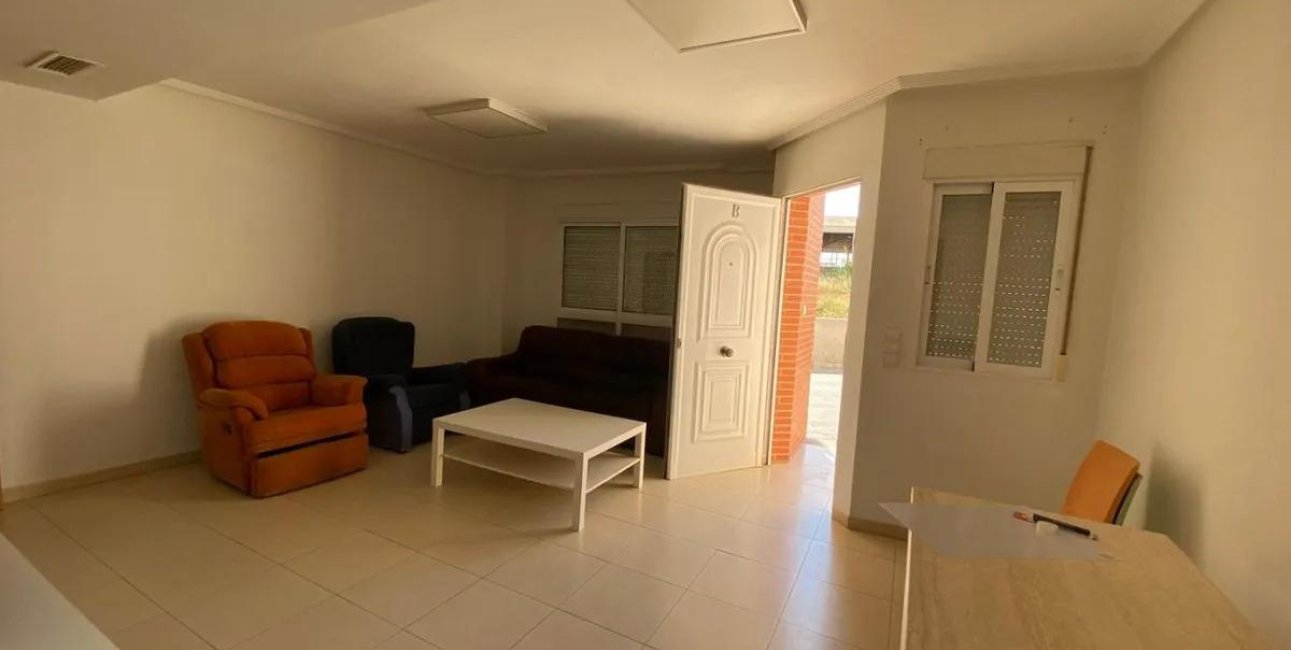 Resale - Apartment / flat -
Redován - PUEBLO