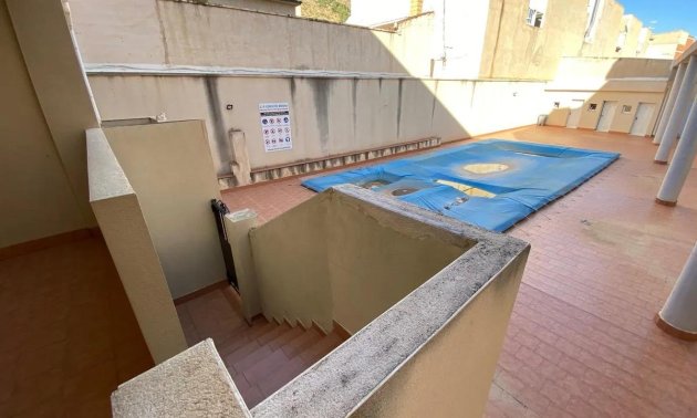 Resale - Apartment / flat -
Redován - PUEBLO