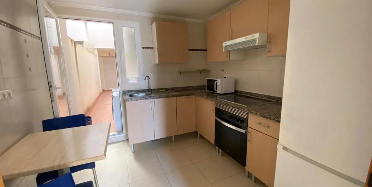 Resale - Apartment / flat -
Redován - PUEBLO