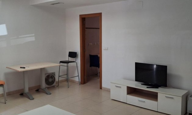 Resale - Apartment / flat -
Redován - PUEBLO