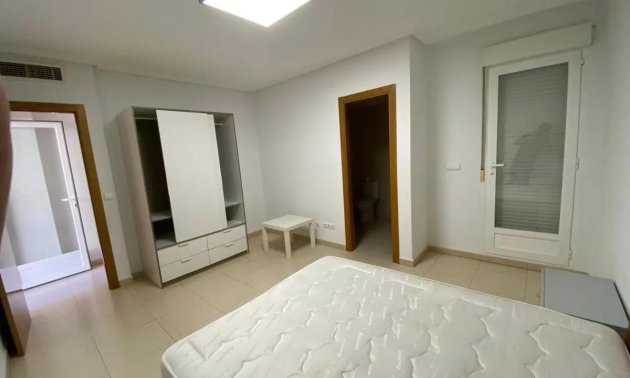 Resale - Apartment / flat -
Redován - PUEBLO