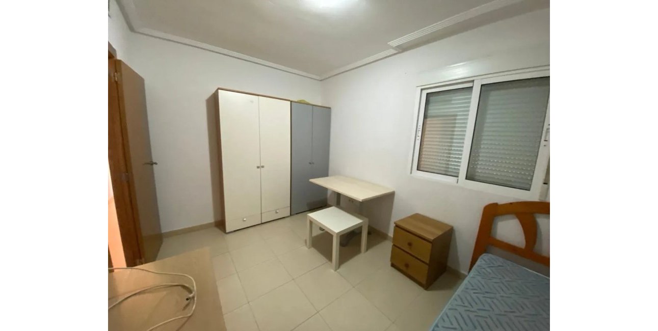 Resale - Apartment / flat -
Redován - PUEBLO