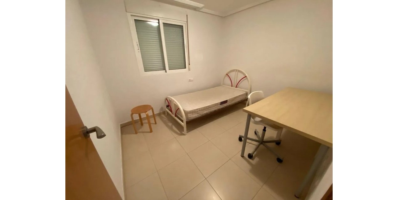Resale - Apartment / flat -
Redován - PUEBLO