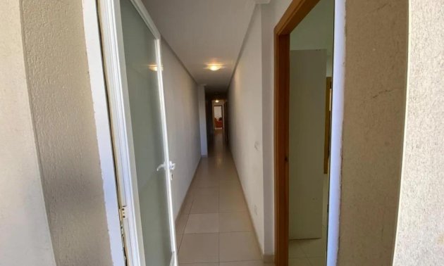 Resale - Apartment / flat -
Redován - PUEBLO