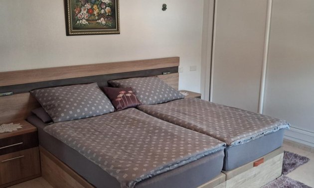 Resale - Villa -
Benferri - Benfis Park
