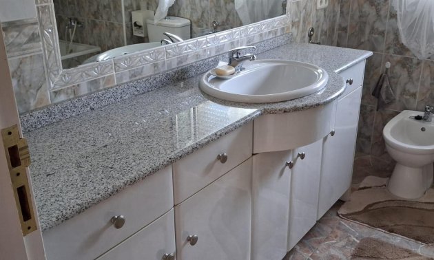 Resale - Villa -
Benferri - Benfis Park