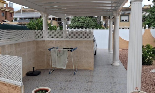 Resale - Villa -
Benferri - Benfis Park