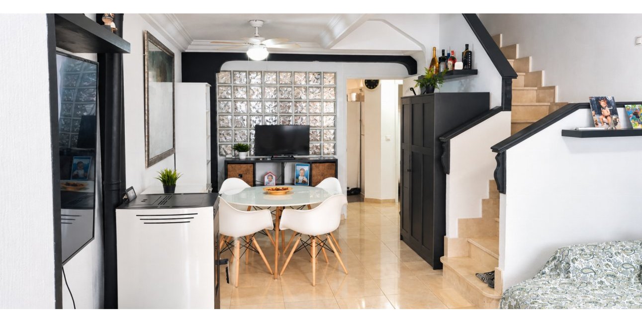 Resale - Villa -
Almoradí - Heredades