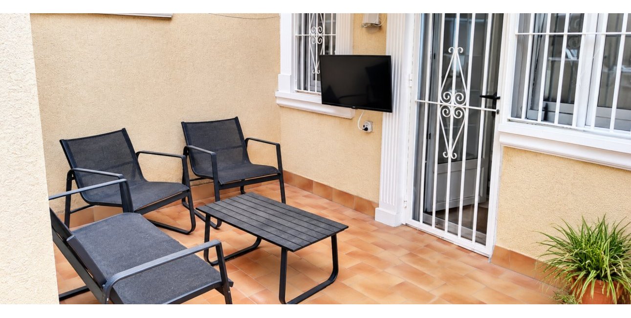 Resale - Villa -
Almoradí - Heredades