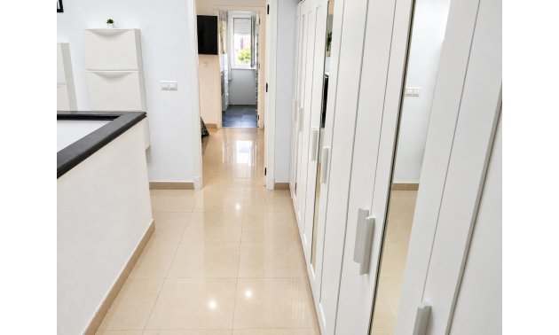 Resale - Villa -
Almoradí - Heredades