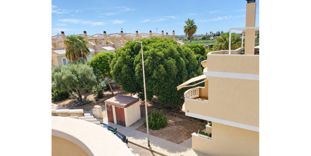 Resale - Villa -
Almoradí - Heredades
