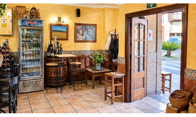 Resale - Local -
Orihuela - CENTRO