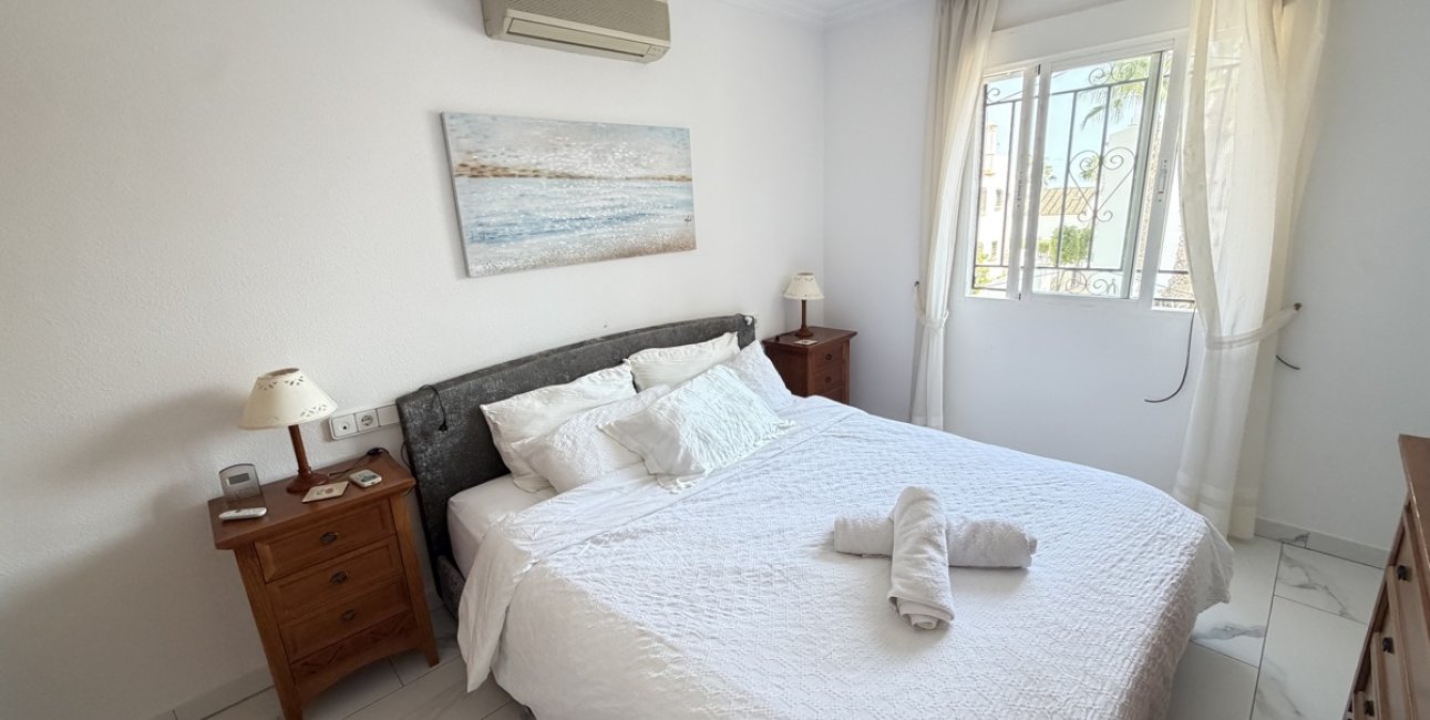 Resale - Villa -
Orihuela Costa - Villamartin