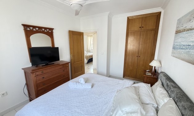 Resale - Villa -
Orihuela Costa - Villamartin