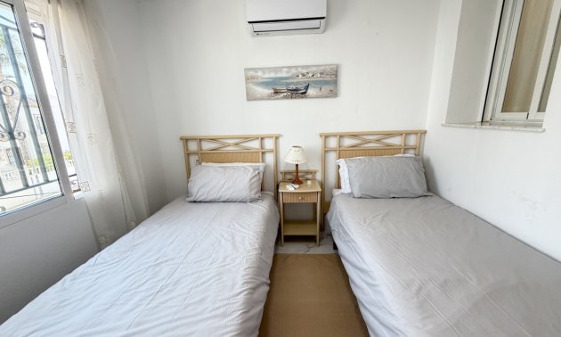 Resale - Villa -
Orihuela Costa - Villamartin