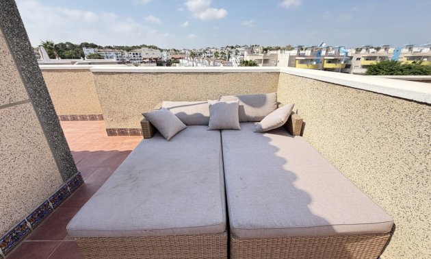 Resale - Villa -
Orihuela Costa - Villamartin