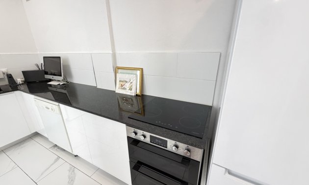 Resale - Villa -
Orihuela Costa - Villamartin