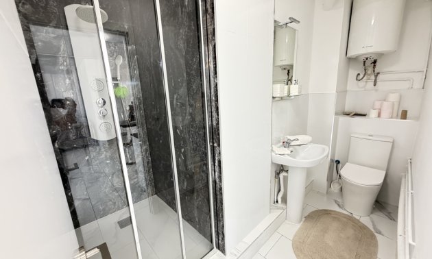 Resale - Villa -
Orihuela Costa - Villamartin