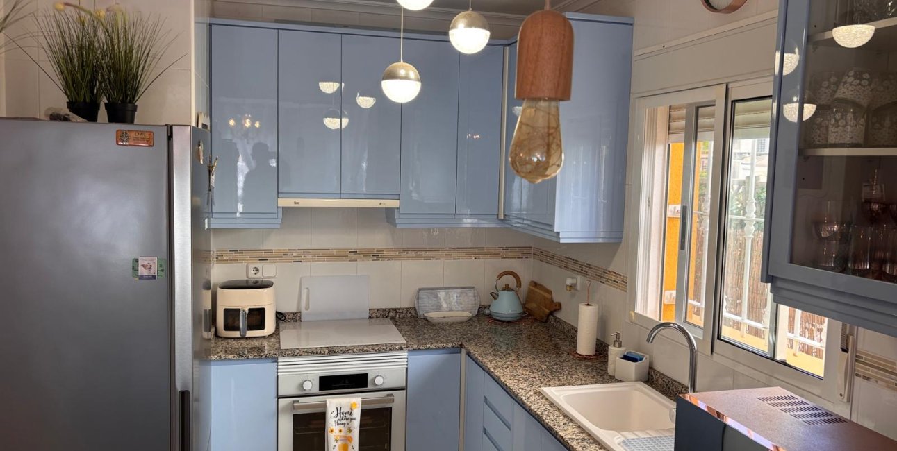Resale - Villa -
Guardamar del Segura - El Raso