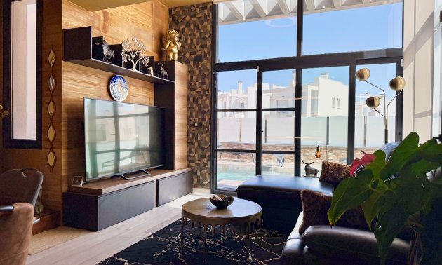 Resale - Villa -
Orihuela Costa - Lomas de Cabo Roig