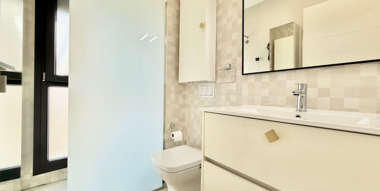 Resale - Villa -
Orihuela Costa - Lomas de Cabo Roig