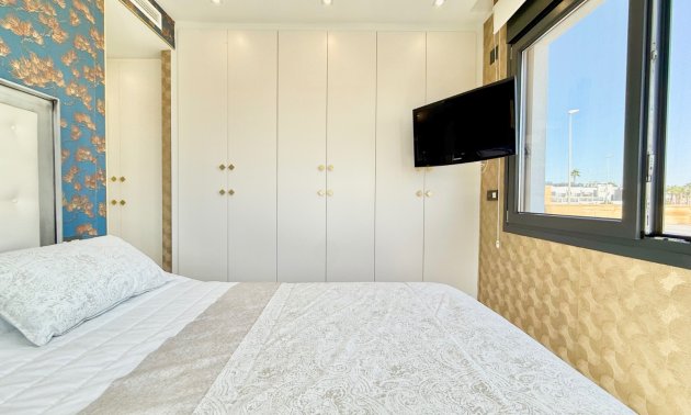 Resale - Villa -
Orihuela Costa - Lomas de Cabo Roig