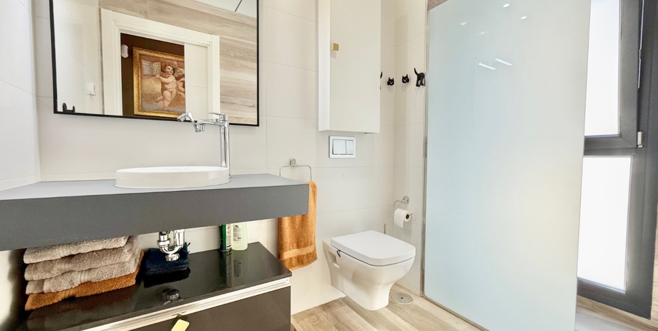 Resale - Villa -
Orihuela Costa - Lomas de Cabo Roig