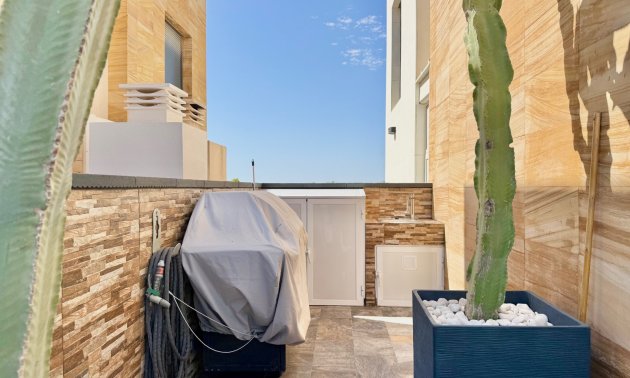 Resale - Villa -
Orihuela Costa - Lomas de Cabo Roig