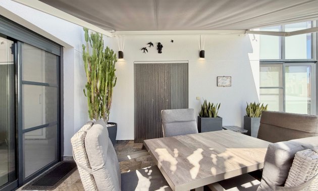 Resale - Villa -
Orihuela Costa - Lomas de Cabo Roig