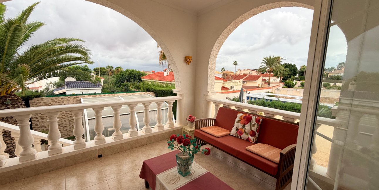 Resale - Villa -
Ciudad Quesada - Ciudad Quesada - Town