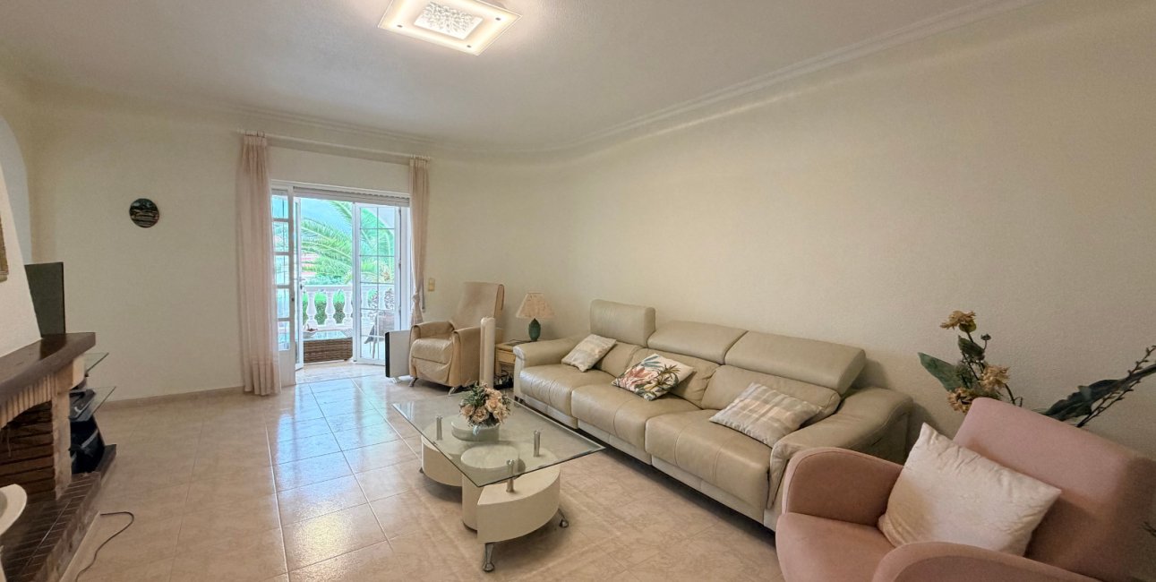 Resale - Villa -
Ciudad Quesada - Ciudad Quesada - Town